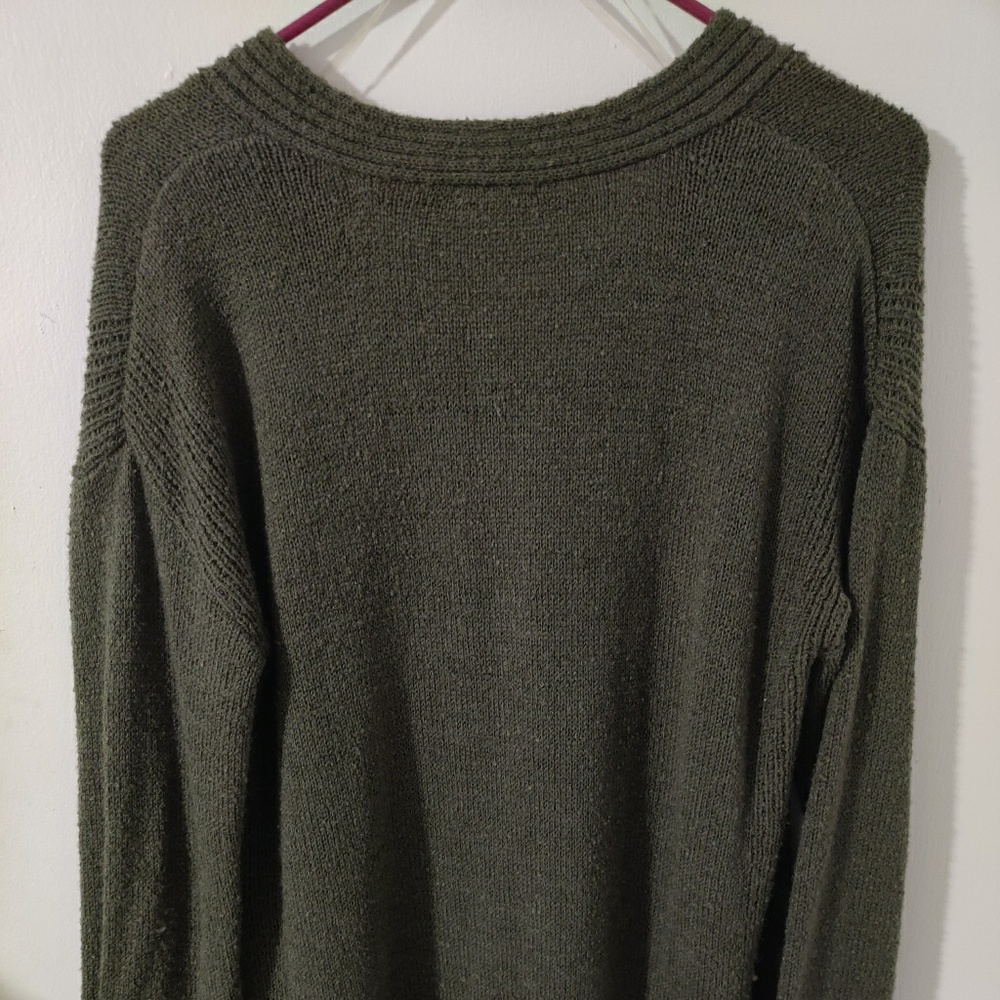 Sweater - Picture 4 of 8